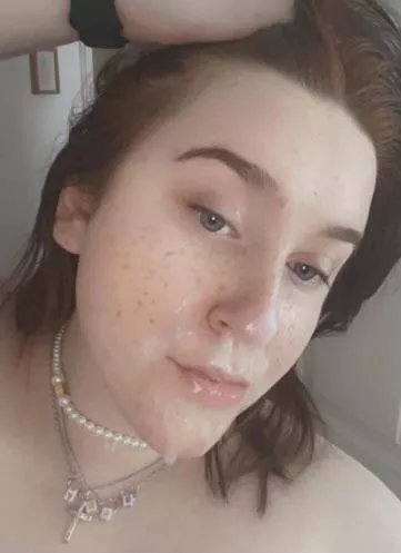 do I look pretty even when he gets it up my nose? ?