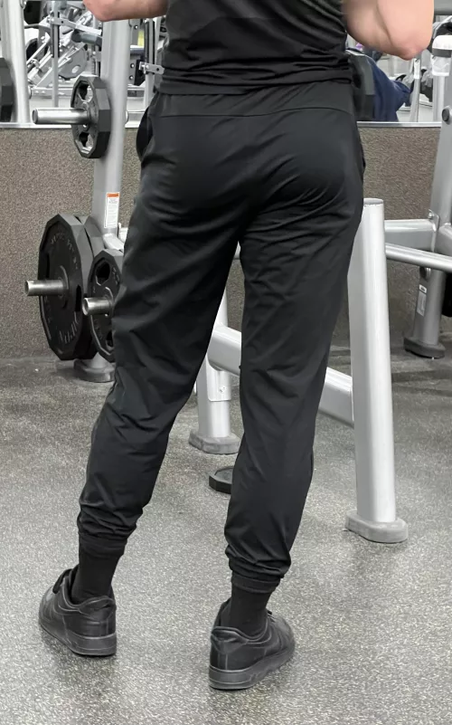 Do I squat?