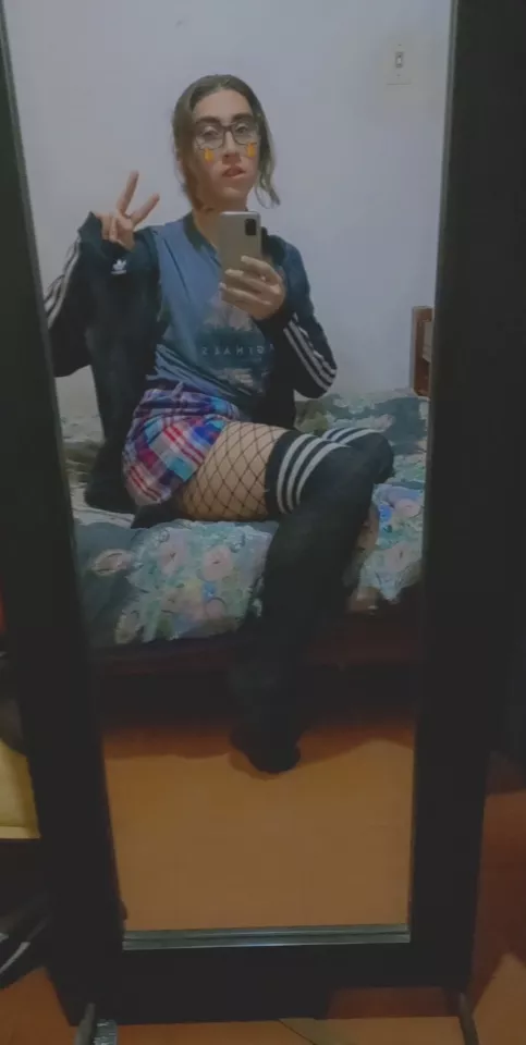 Do my thighs look apraling for you?