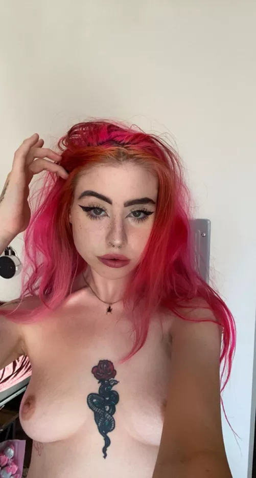 do simple nudes still turn anyone on? do simple nudes still turn anyone on?