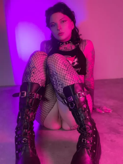 Do the boots stay on?