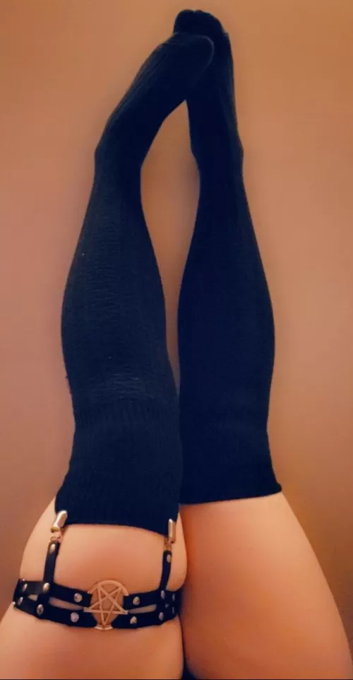 Do these do it for you? 🙈🖤 Do these do it for you? 🙈🖤