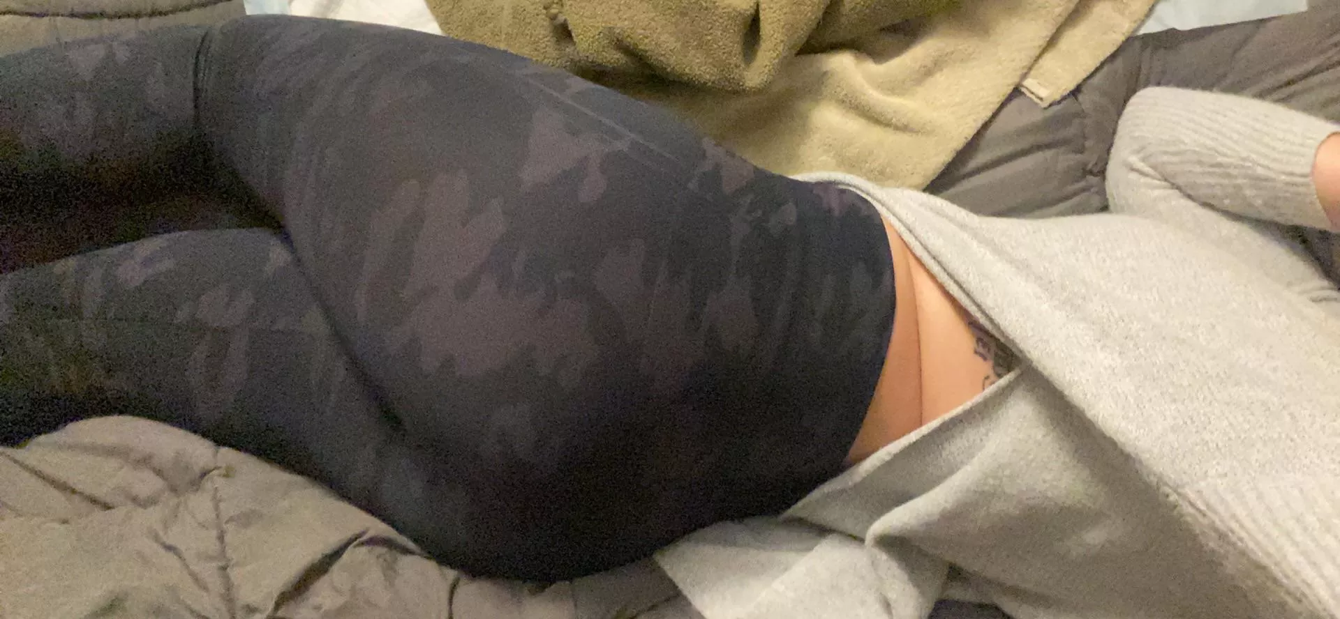 Do these leggings make my ass look big?