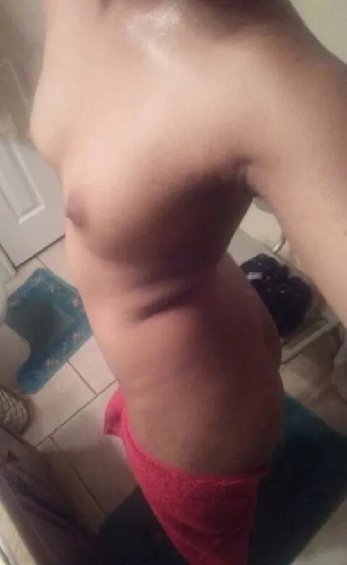 Do these tits really deserve a bra?