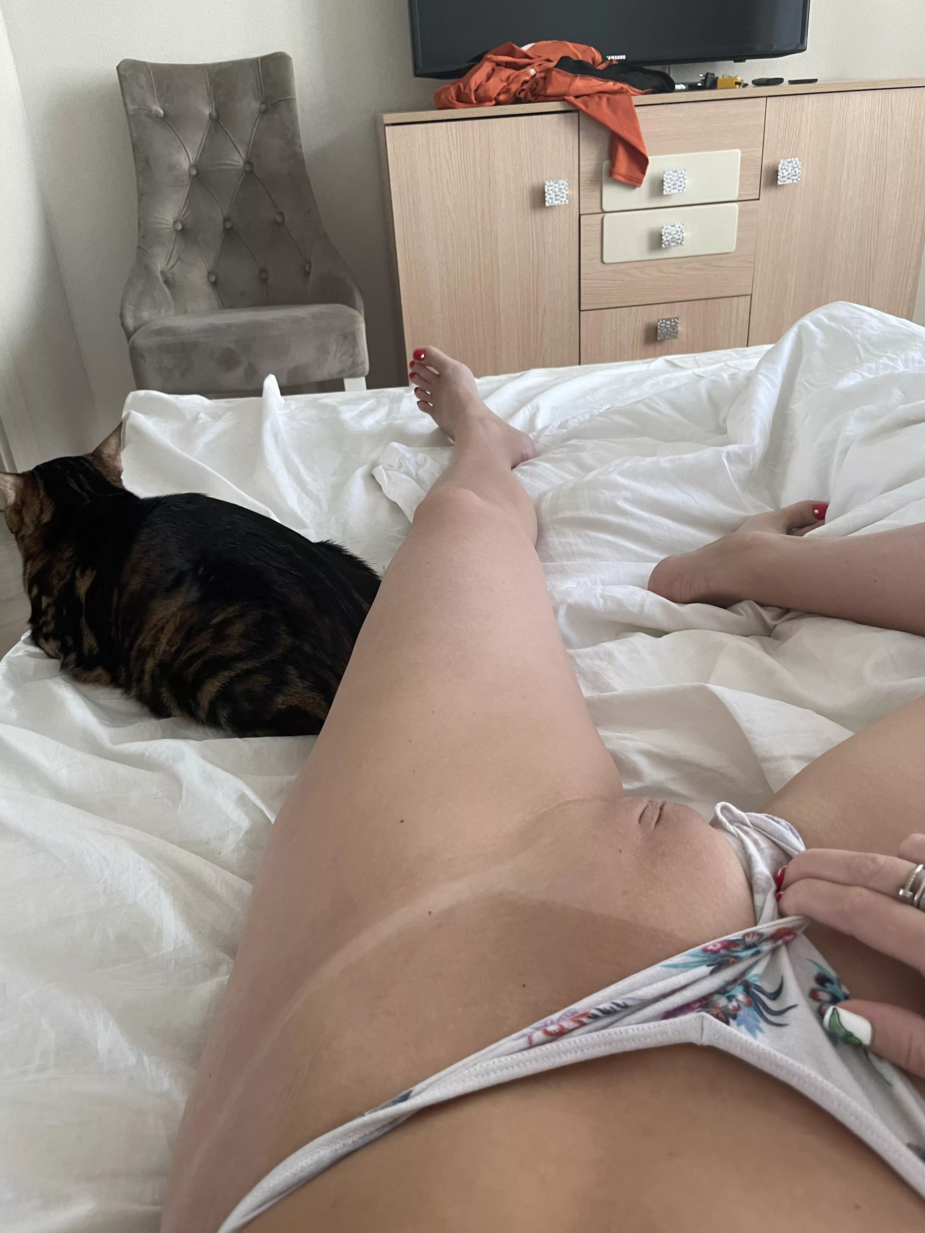 Do u like my tanlines?