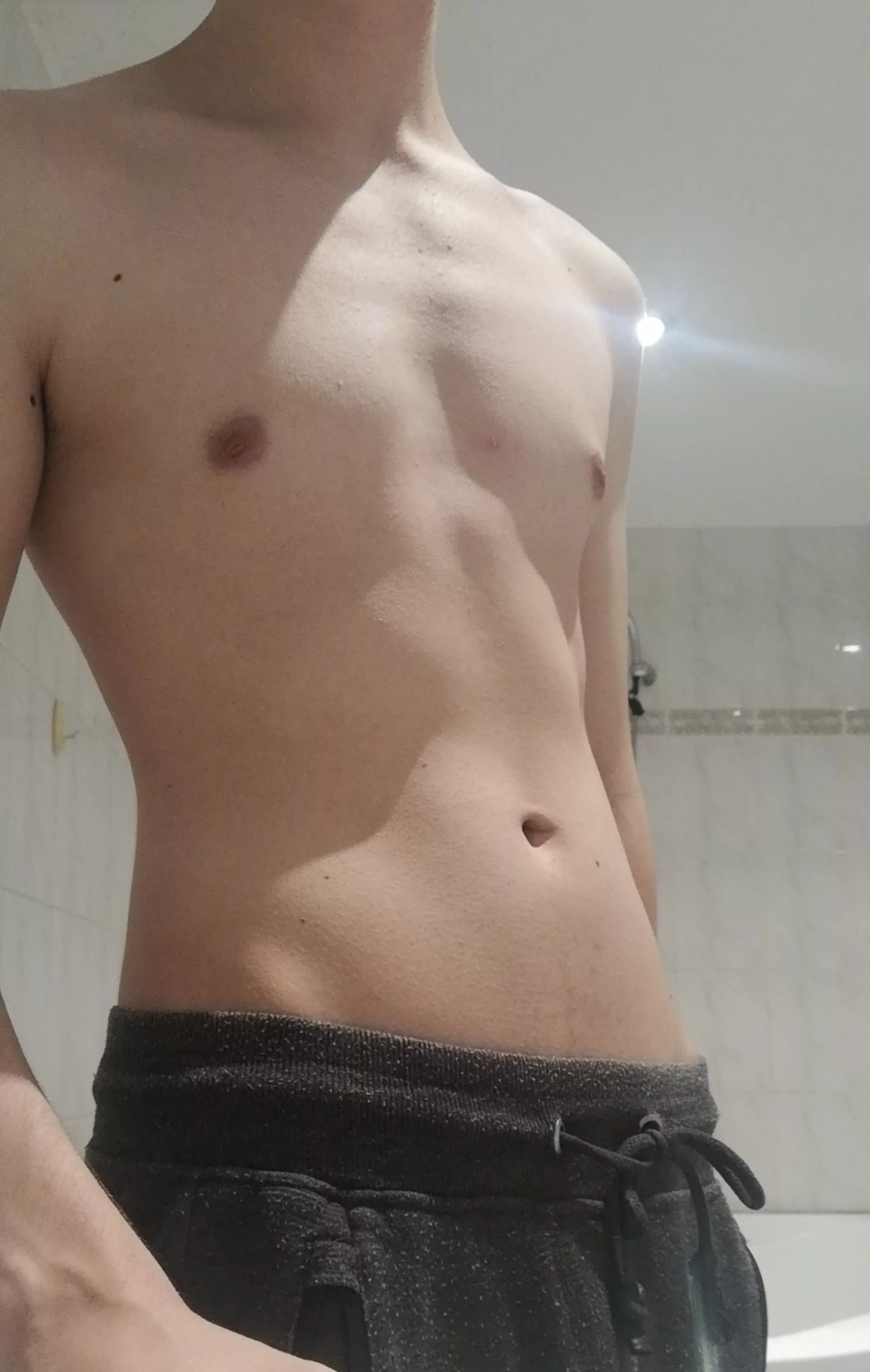 Do u like skinny boys? Do u like skinny boys?