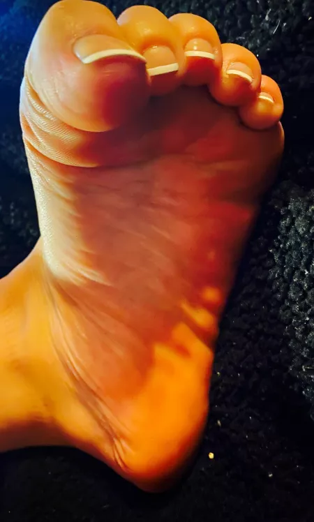 Do u want to cover my feet ๐ฆ๐ฆ๐ฆ