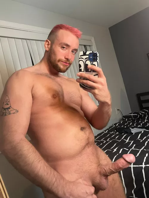 Do we like tops with bellies ?