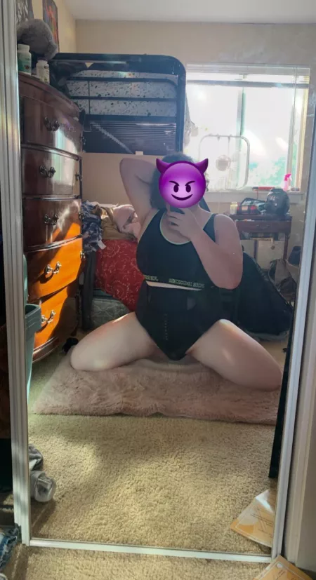 Do y’all like thicc femboys?