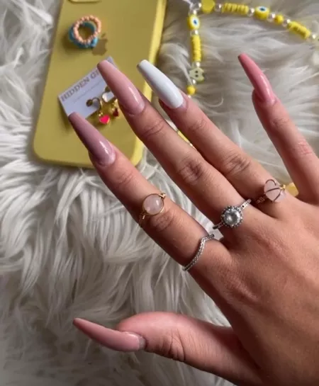 Do you also like the grown out ones? DMs are welcome ?