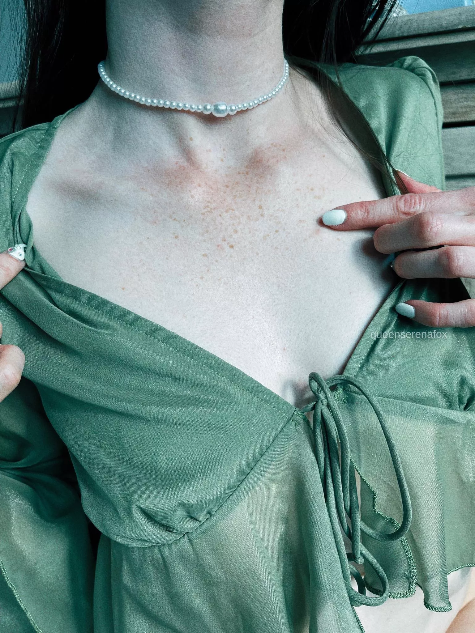 Do you like a pale woman?