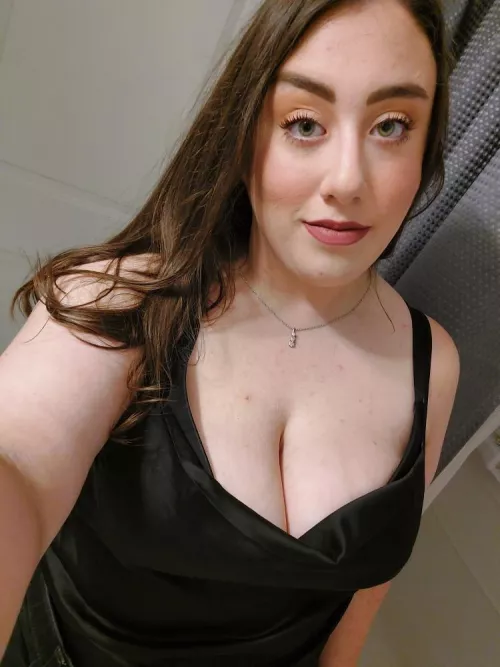 Do you like chubby mom bod? Do you like chubby mom bod?