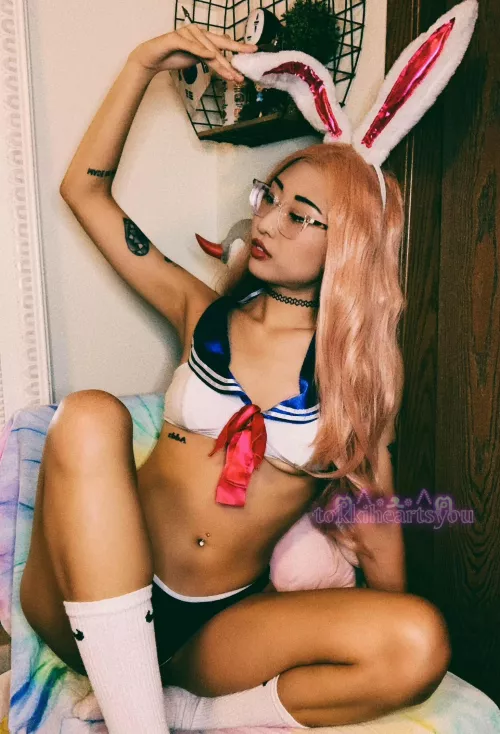 do you like cute bunny girls? ???