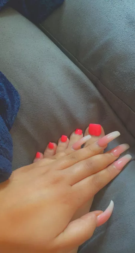 Do you like fake toe nails? Do you like fake toe nails?