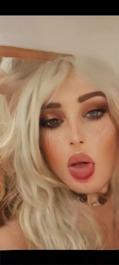 Do you like me? Do you like me?