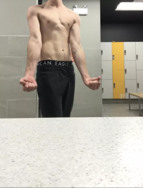 Do you like my after workout forearms? Do you like my after workout forearms?