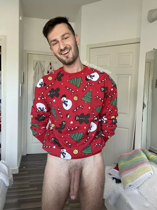 do you like my christmas sweater? 🥰