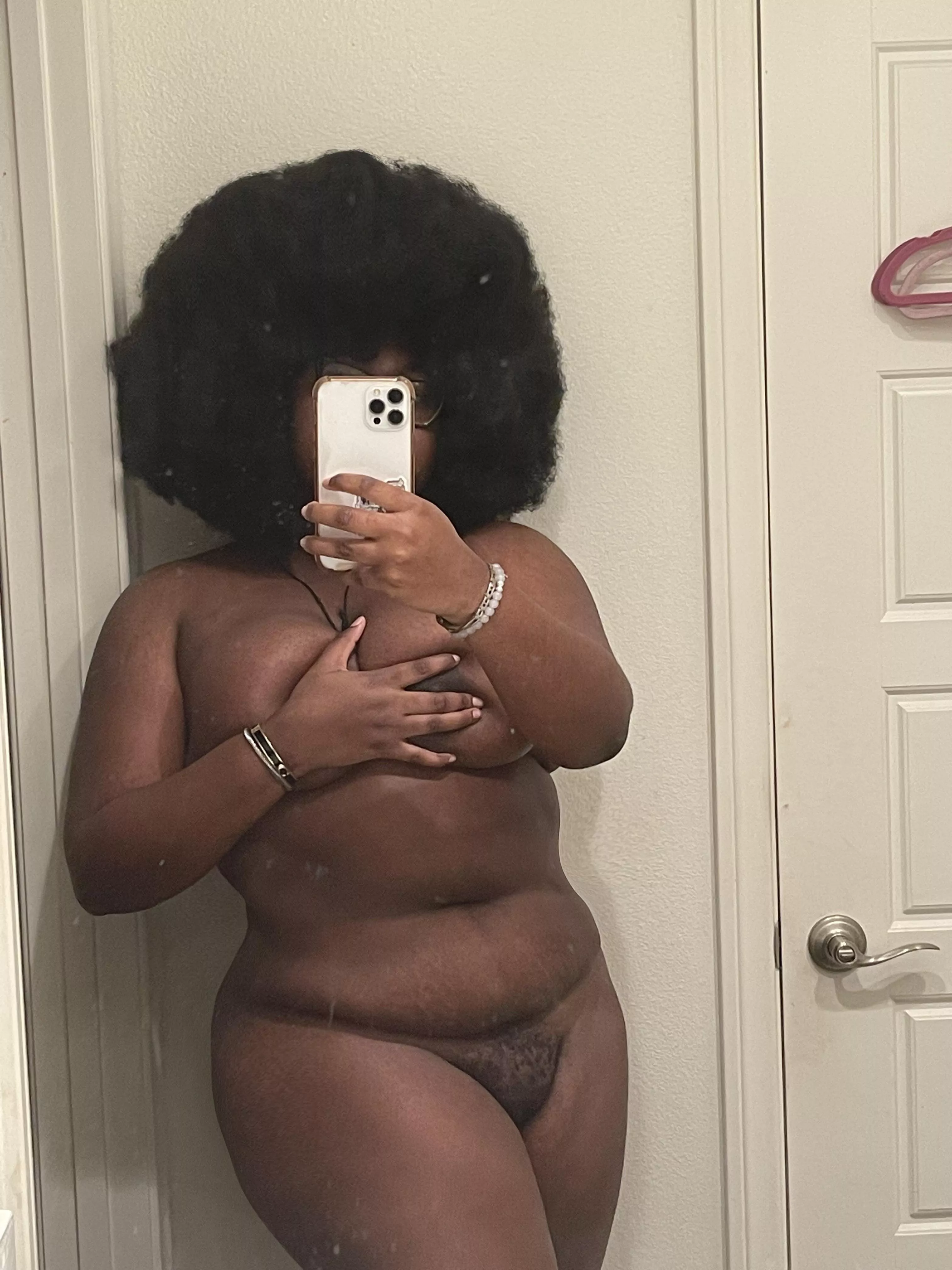 Do you like my curves?<3