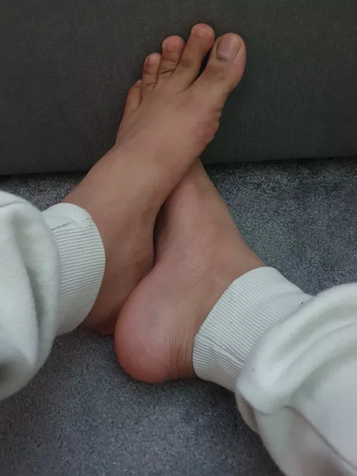 Do you like my feet?