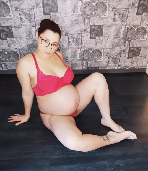 Do you like my glasses? 🥵🔥💋