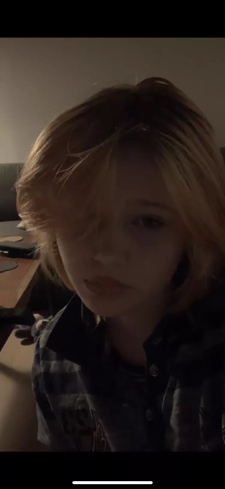 Do you like my hair like this… ? <: