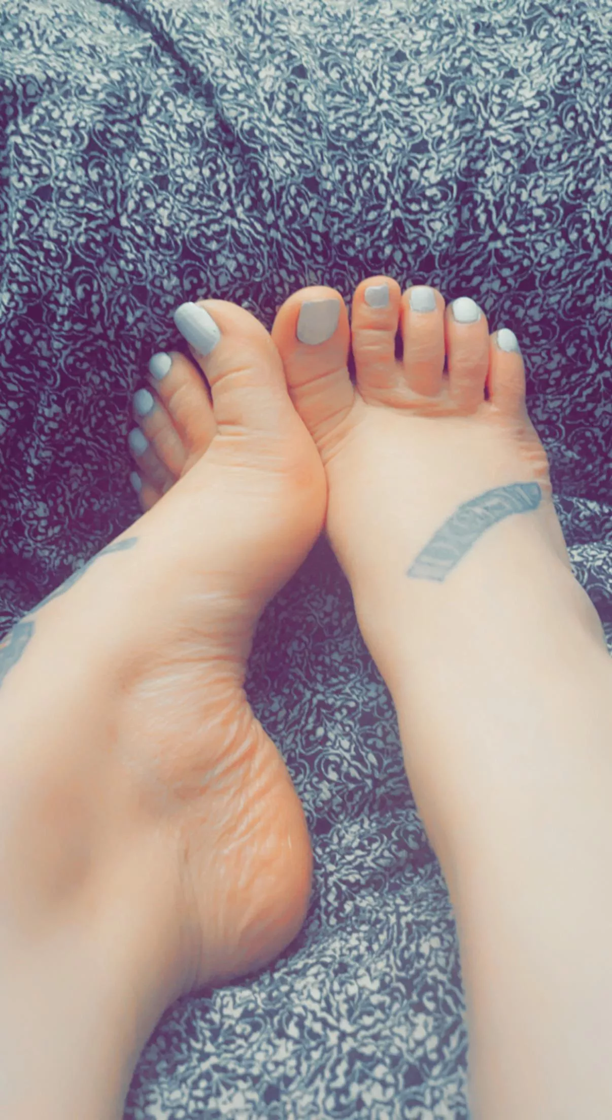 Do you like my high arch, wrinkles and chubby toes