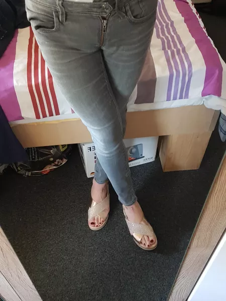 Do you like my legs? π
