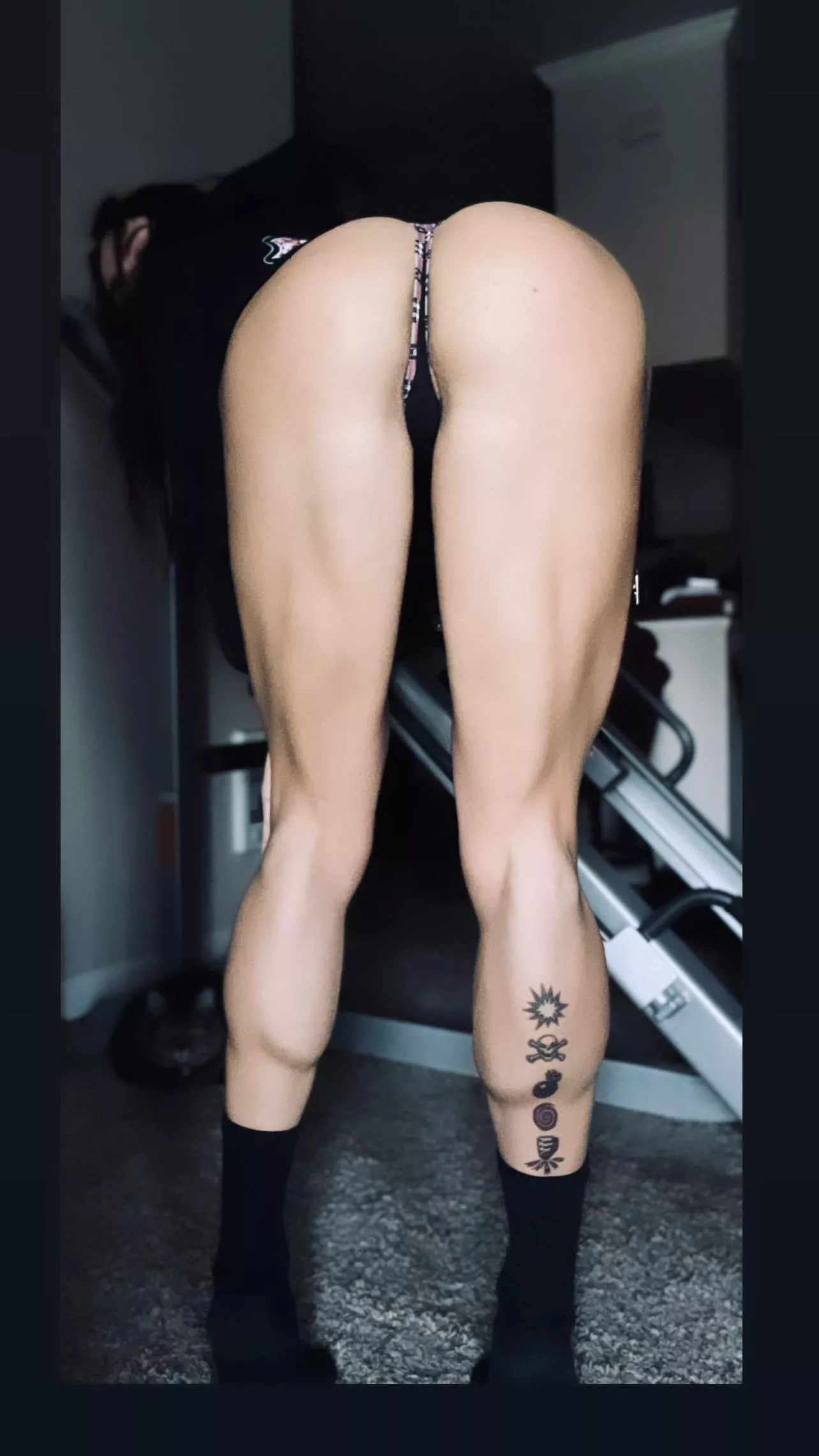 Do you like my muscular long legs?