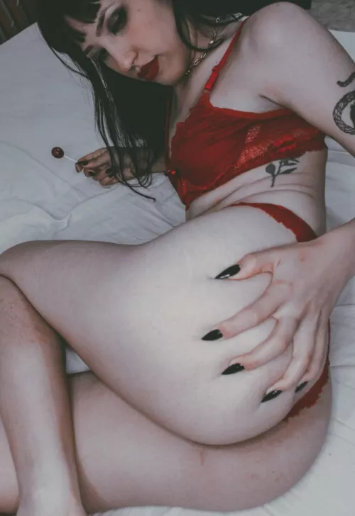 Do you like my new nails babe?