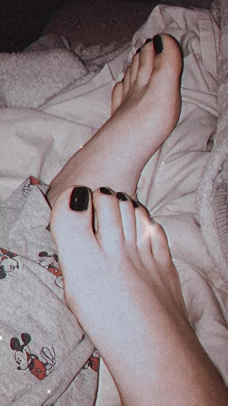 do you like my new pedi? do you like my new pedi?