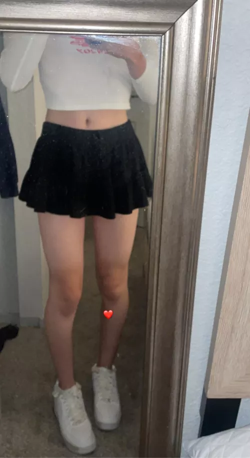 do you like my outfit?π