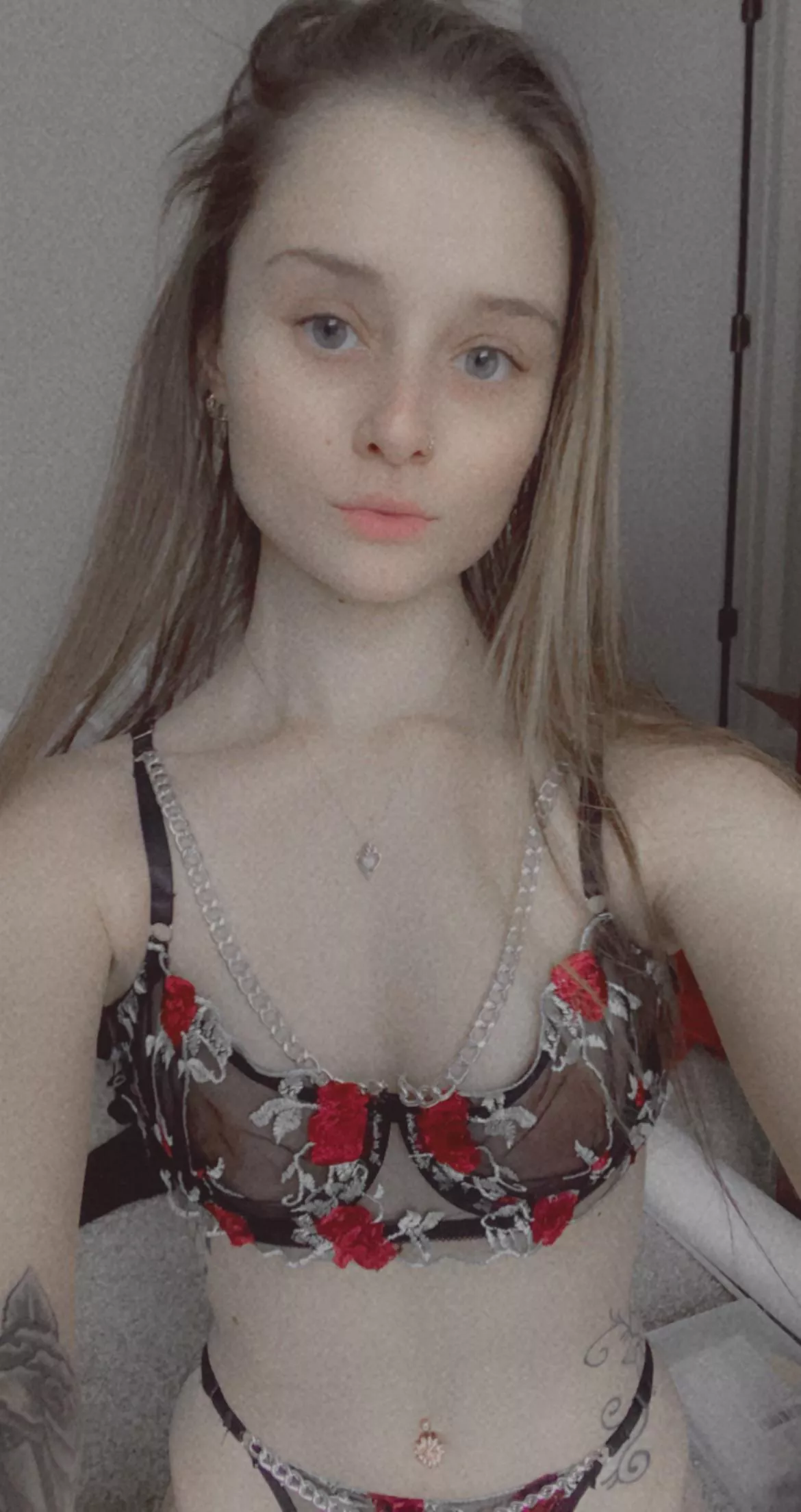 Do you like my outfit daddy? 🥵💦