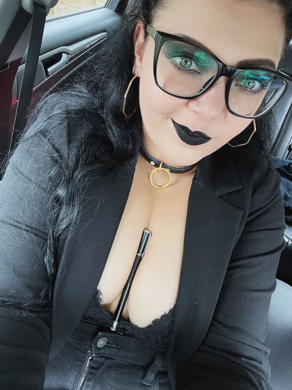 Do you like my pen holder? Do you like my pen holder?