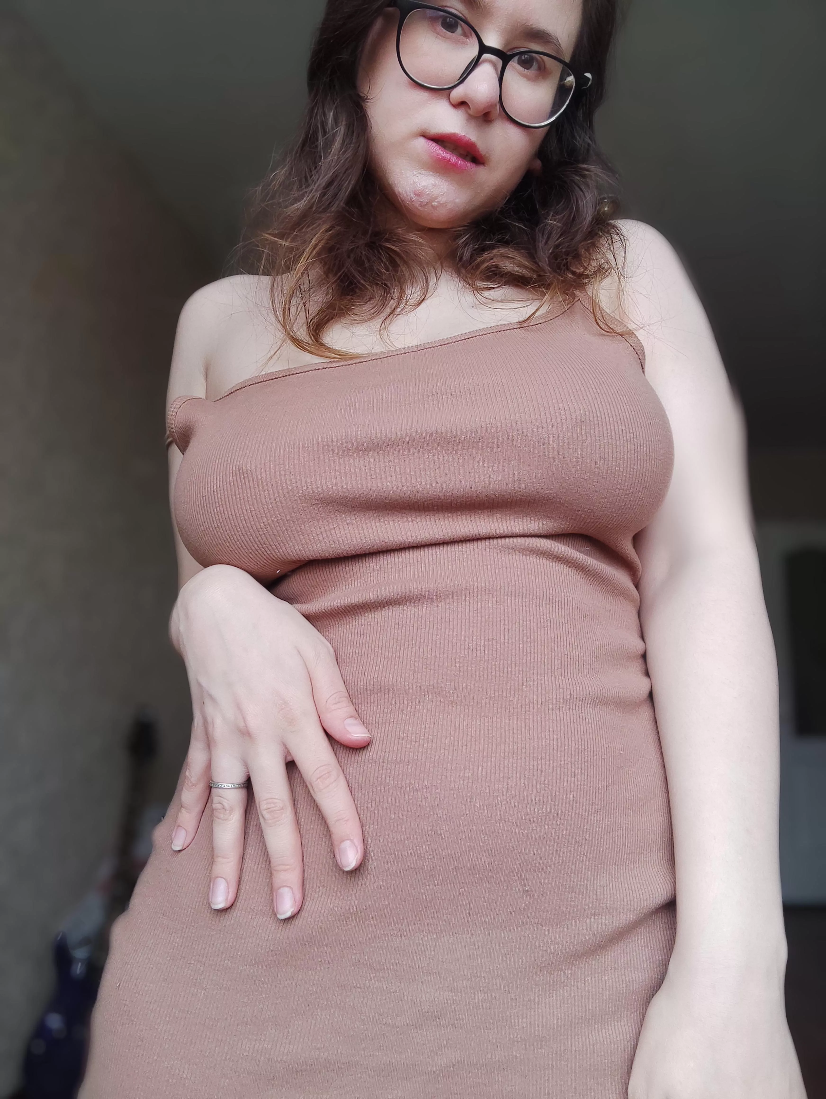 Do you like my perky nipples? 💕