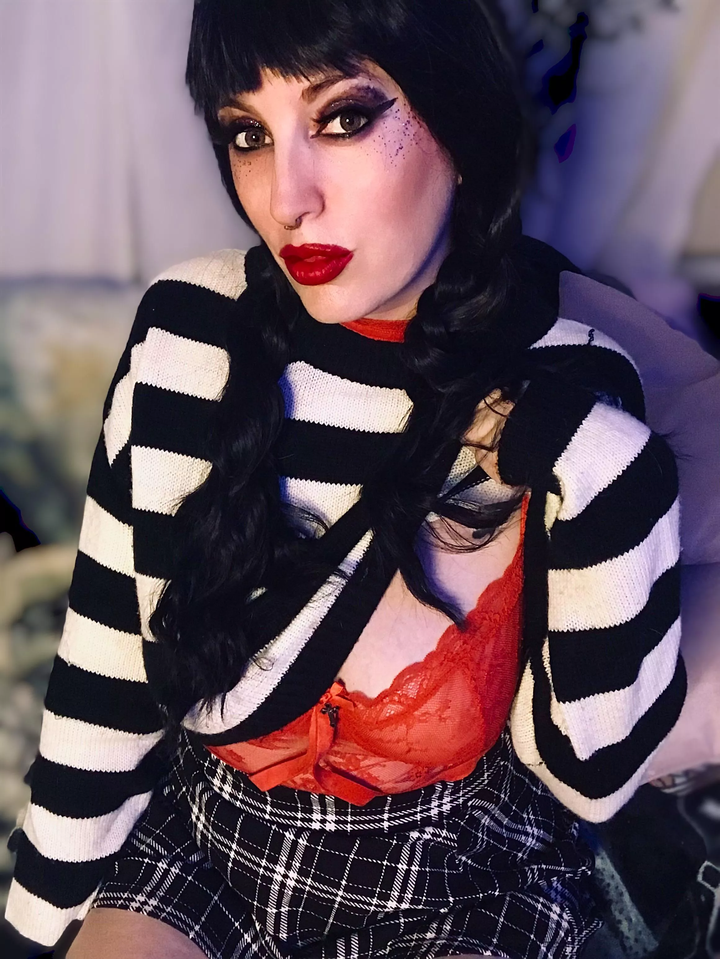 Do you like my red lips? Do you like my red lips?