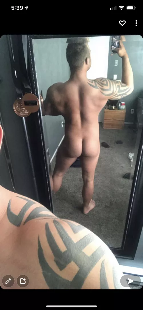 Do you like my smooth butt? Dms open ππ