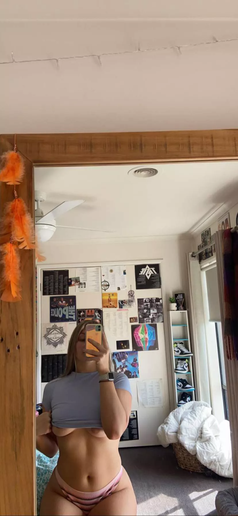 Do you like my underboob?