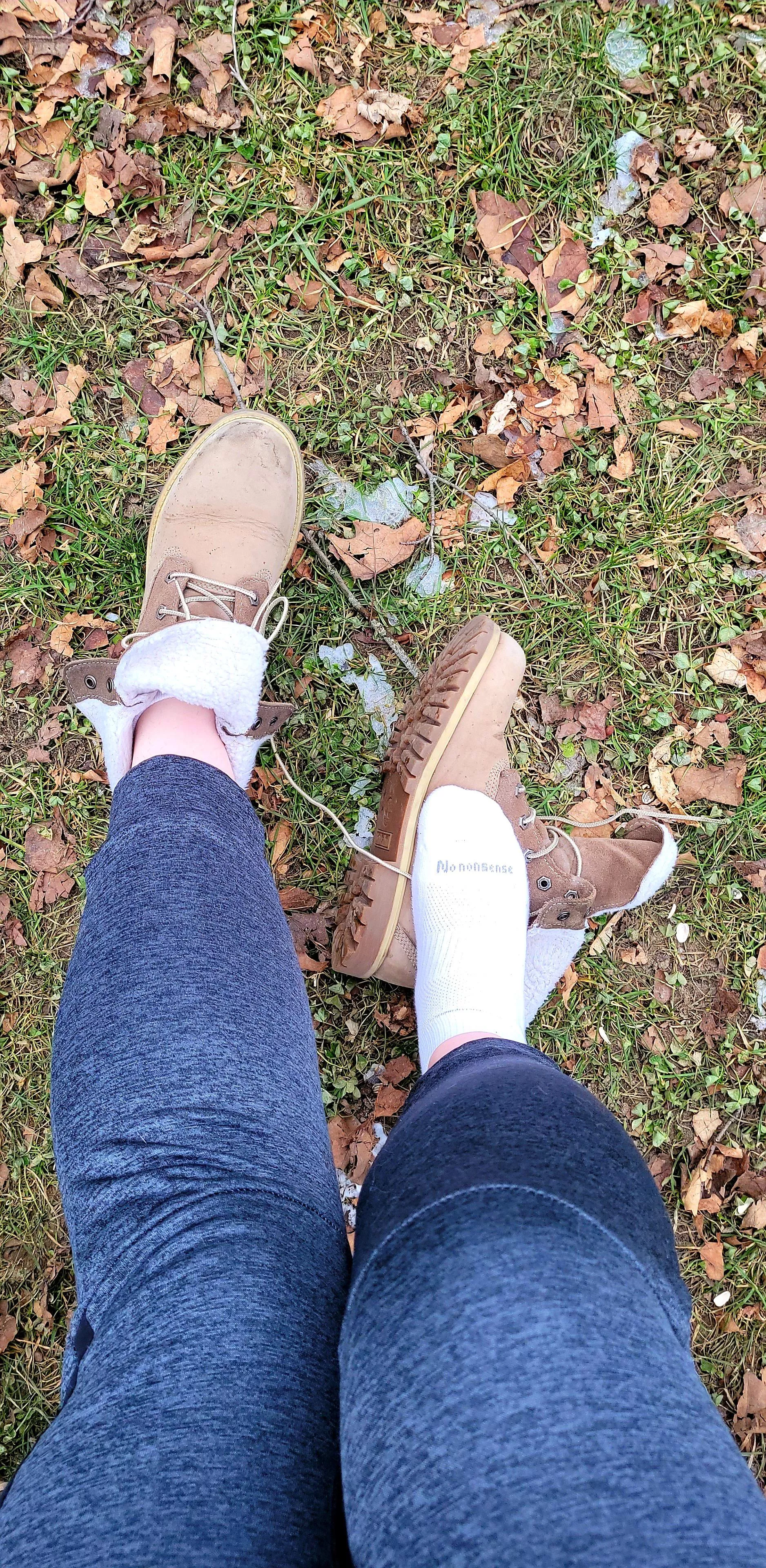 Do you like my white socks? ❄️☃️💙