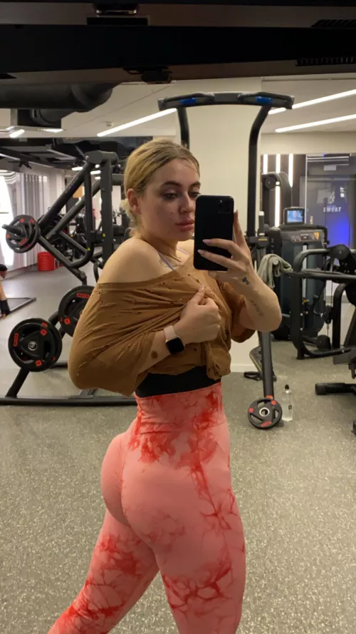 Do you like pattern leggings? ๐
