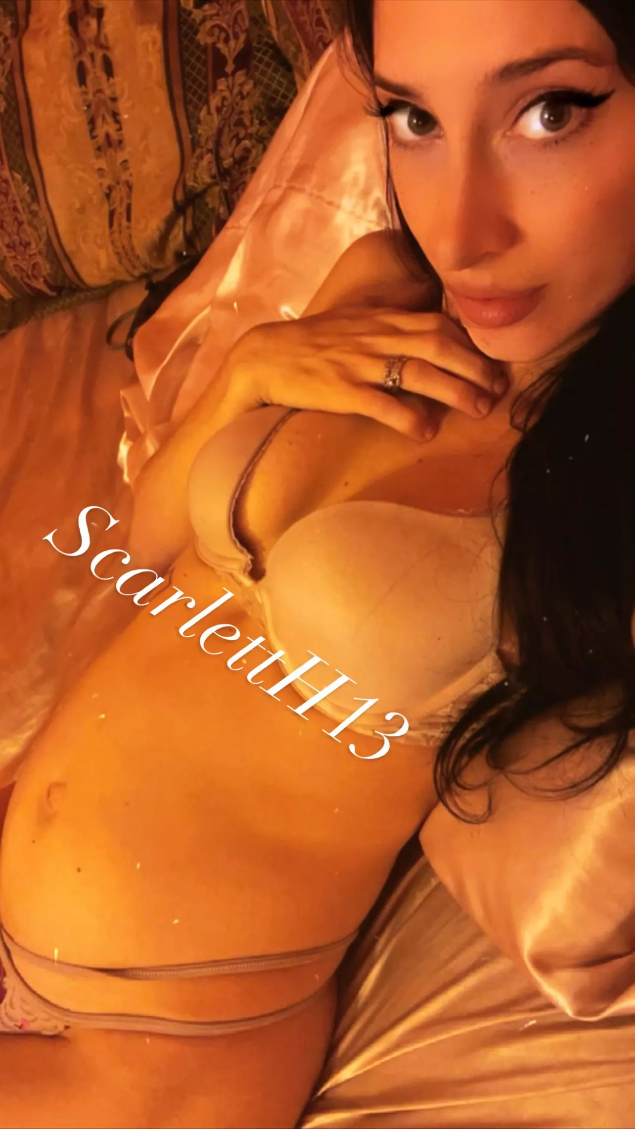 Do you like pregnant girls? Iβm only 15 weeks so weβve got time to play π Do you like pregnant girls? Iβm only 15 weeks so weβve got time to play π