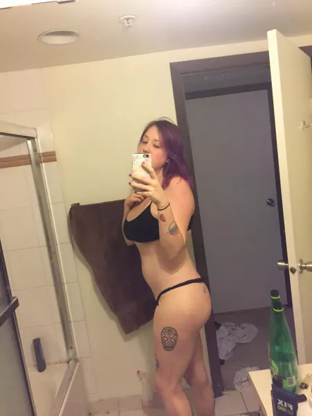 Do you like seeing me in a thong?