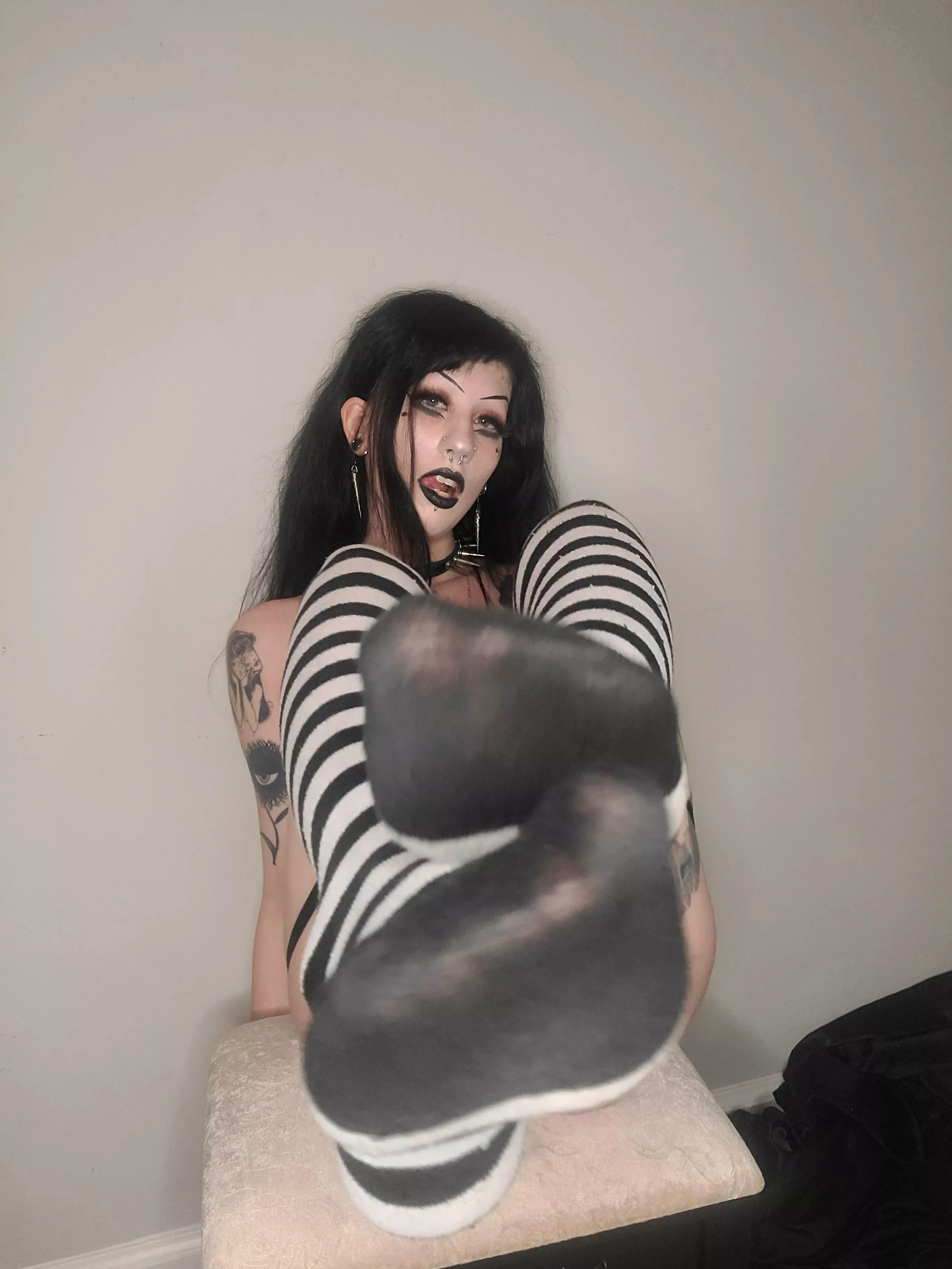 Do you like striped socks? Do you like striped socks?