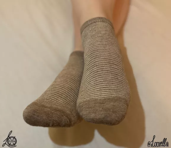 Do you like the glitter on my socks?