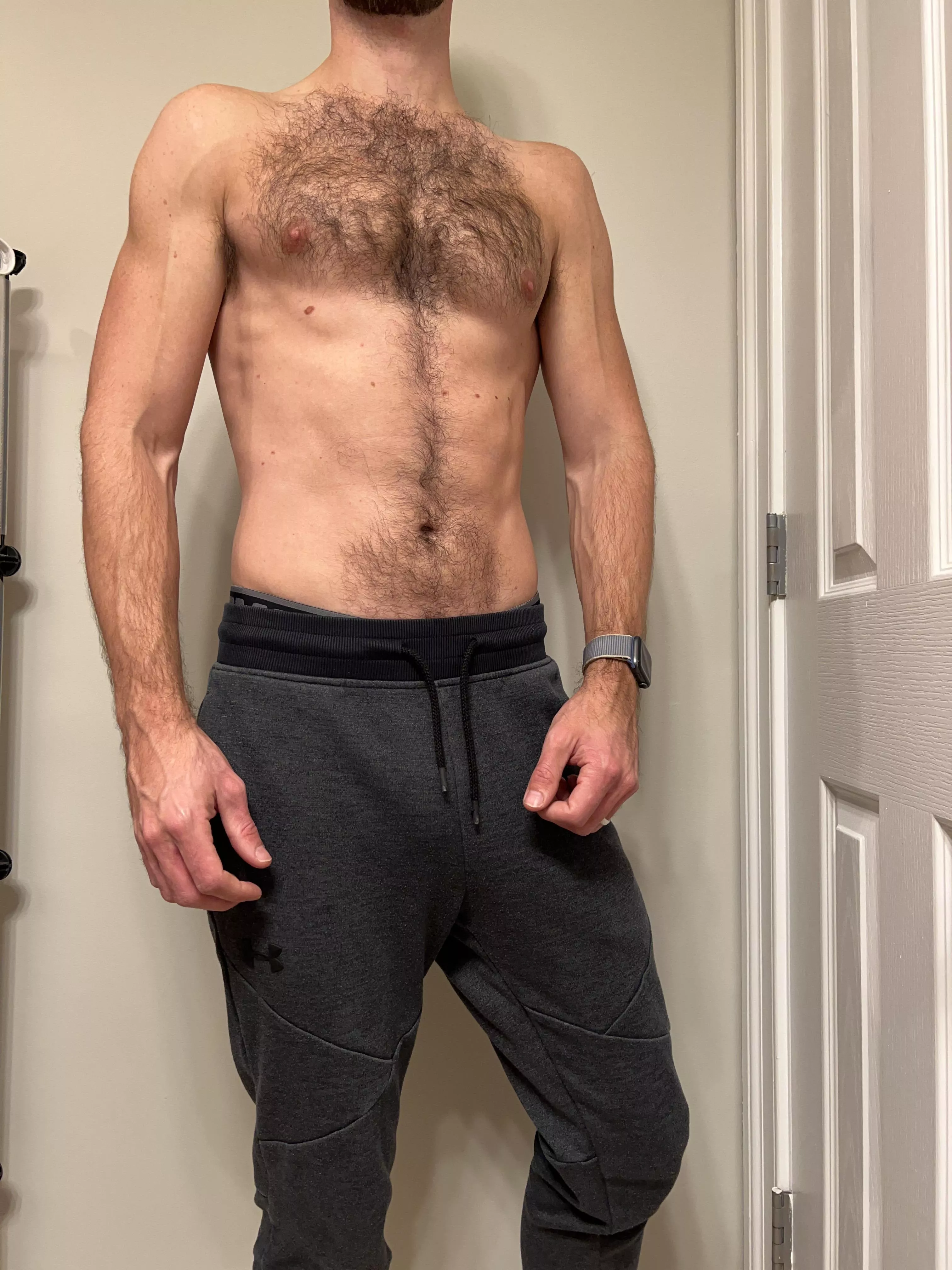 Do you like the grey sweatpants look? Do you like the grey sweatpants look?