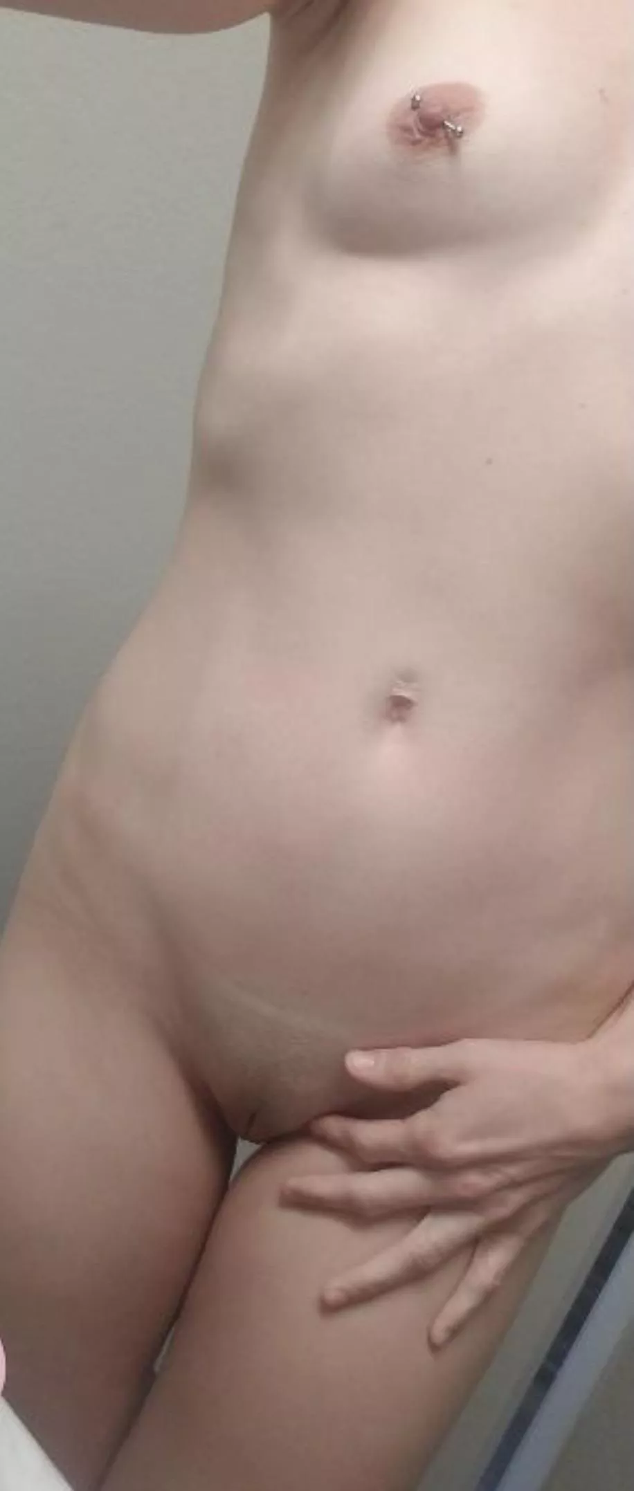 Do you like the piercing ? Do you like the piercing ?