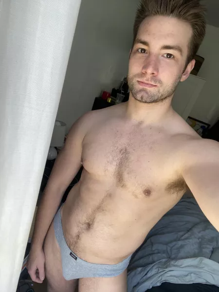 do you like these Hanes brief? so simple but theyโre a fav of mine