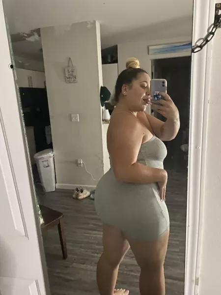 Do you like thick girls? ๐๐ Do you like thick girls? ๐๐