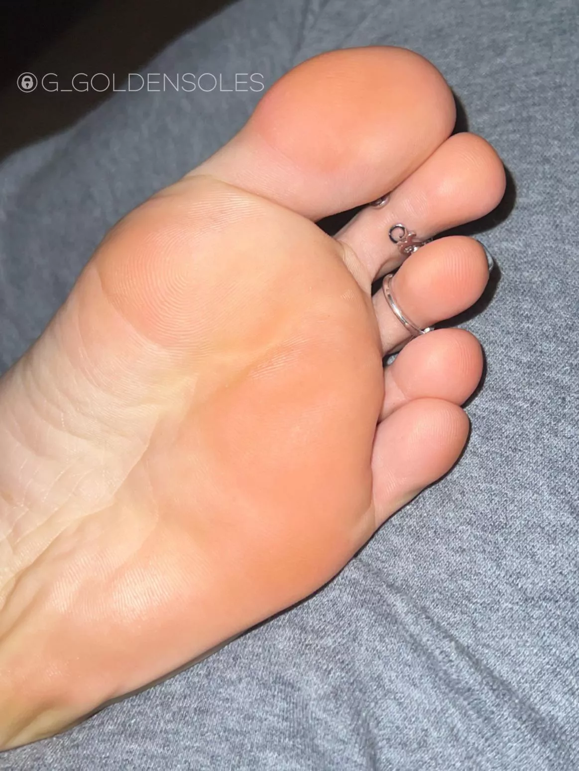 Do you like to see details? 🦶🏼