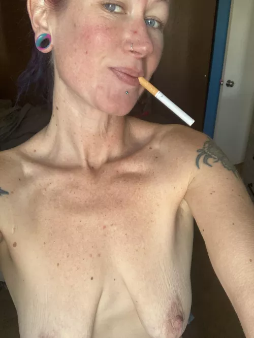 Do you like to smoke Right before cumming too? [f]