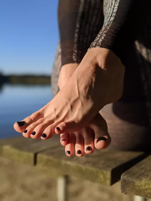 Do you like veiny feet? Do you like veiny feet?